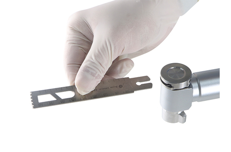 Orthopedic-Saw-Blades.jpg